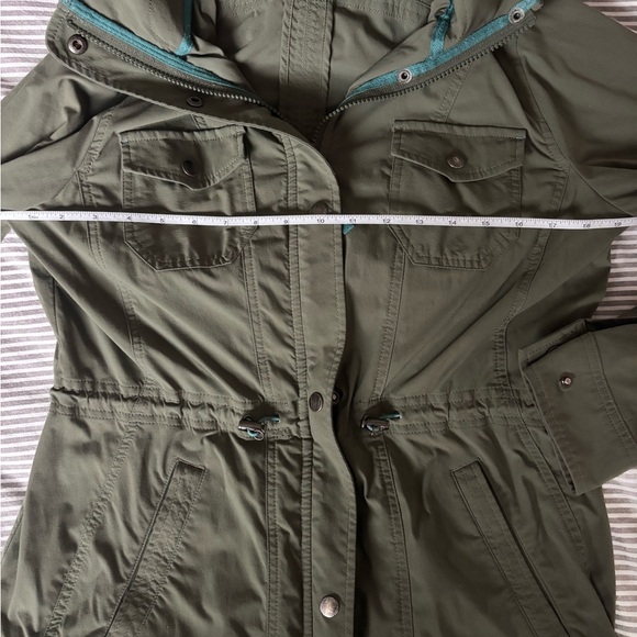 L.L. Bean Forest Green Outdoorsy Utility Fisherman Jacket, size Small - Picture 11 of 15